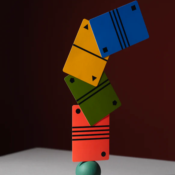 Rule of Three・Playing Card Strategy Game